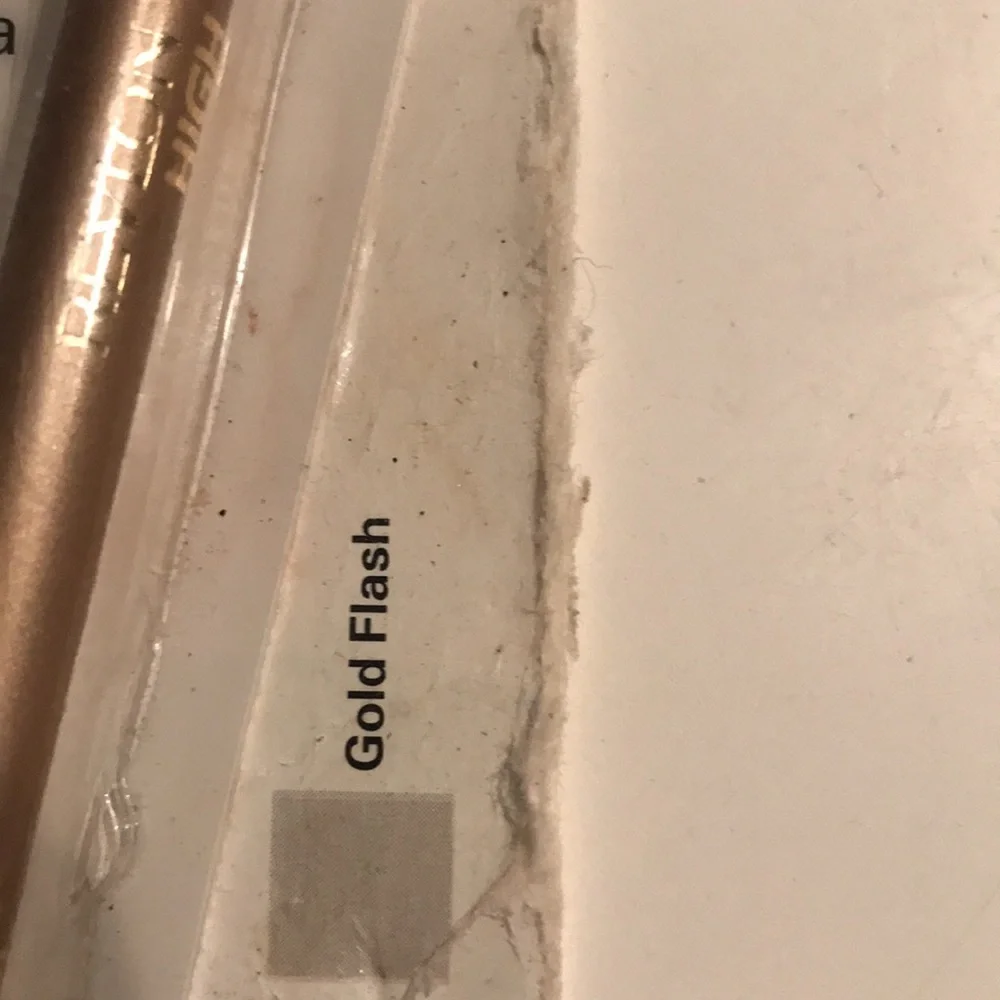 Revlon High dimension “Gold Flash” eyeliner
